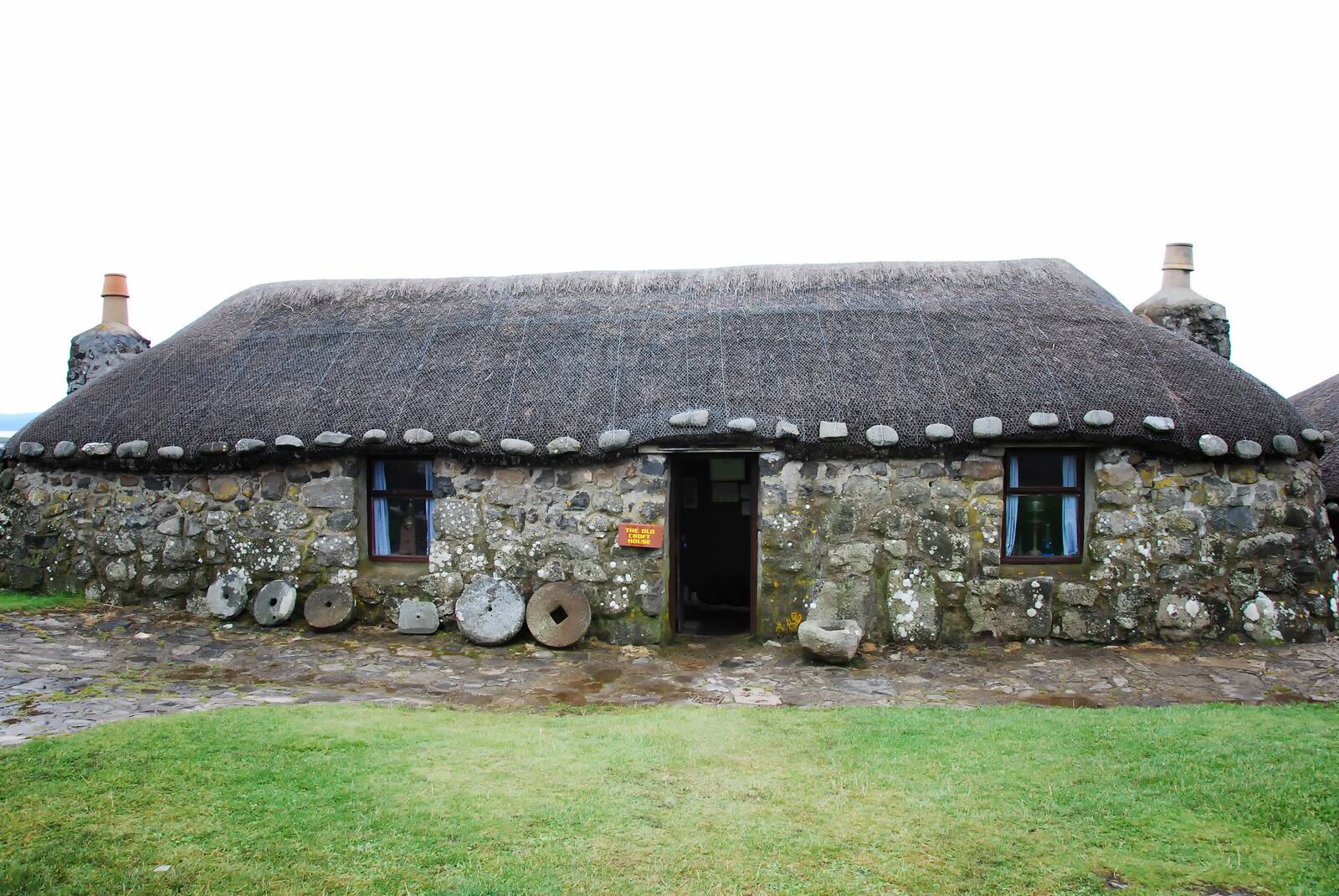 Blackhouse frontal