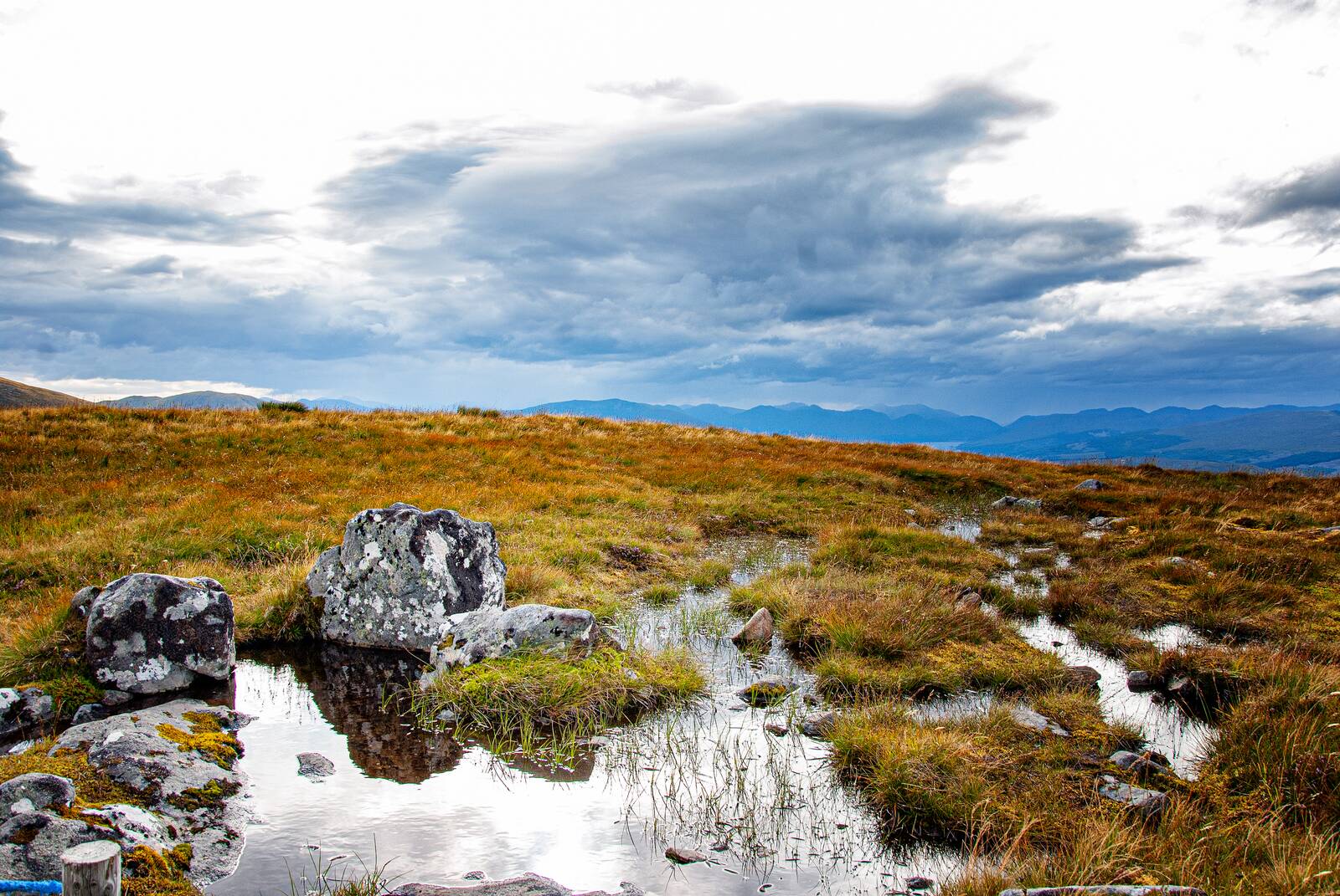 lòn na spèire · sky pool